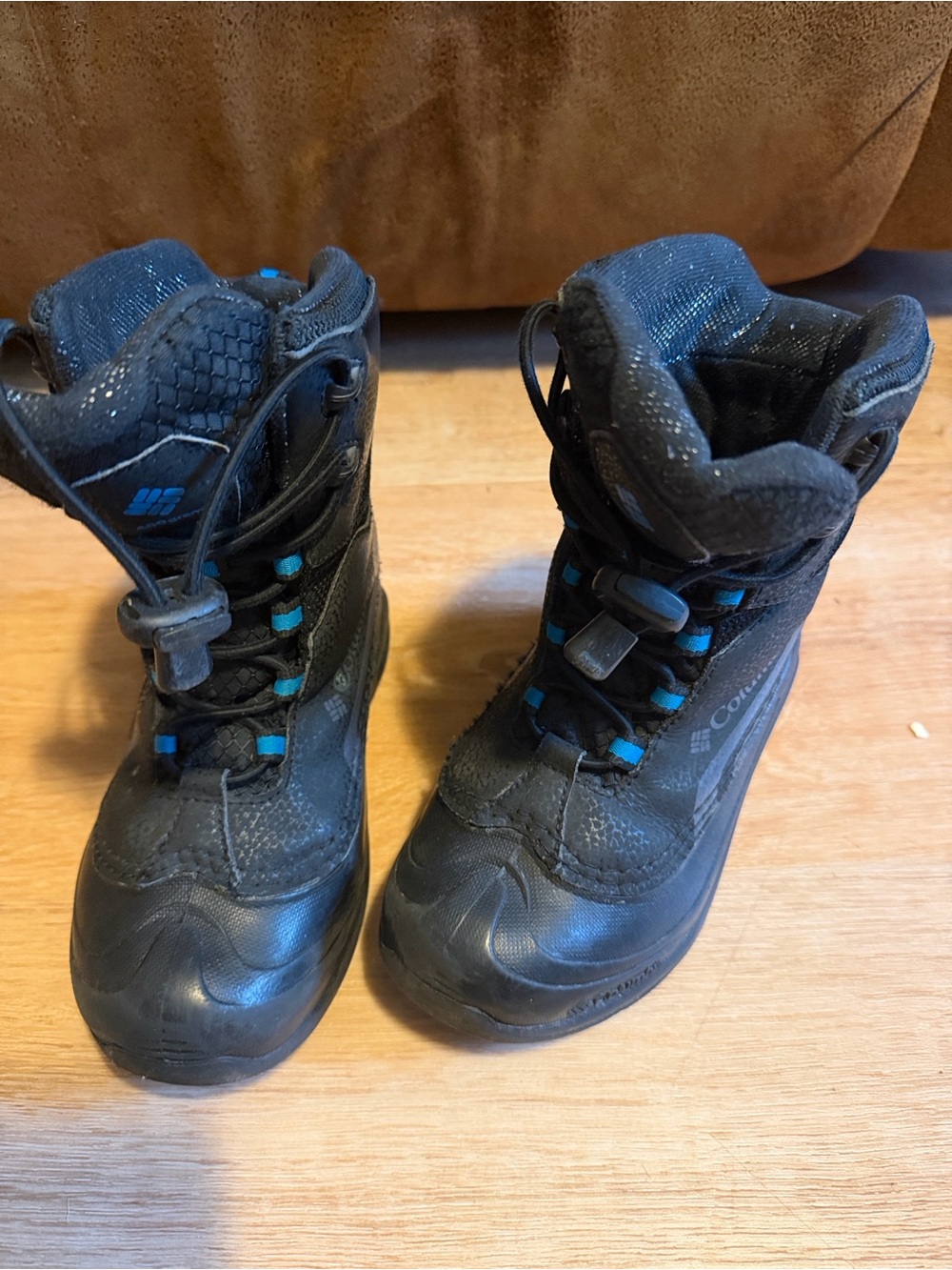 * Columbia* Kids’ Black Winter Waterproof Boot with Blue Eyelet Accents